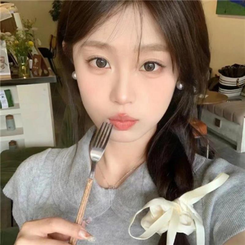 成都陪游迷人车模慈柒