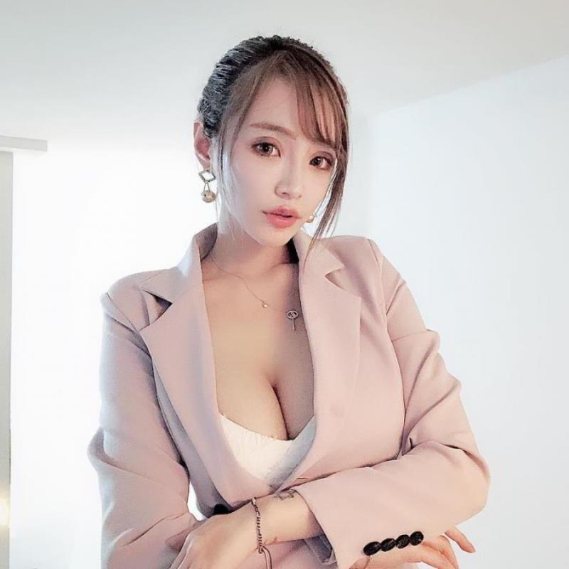 广州结女伴旅游摄影师佟凡蕾