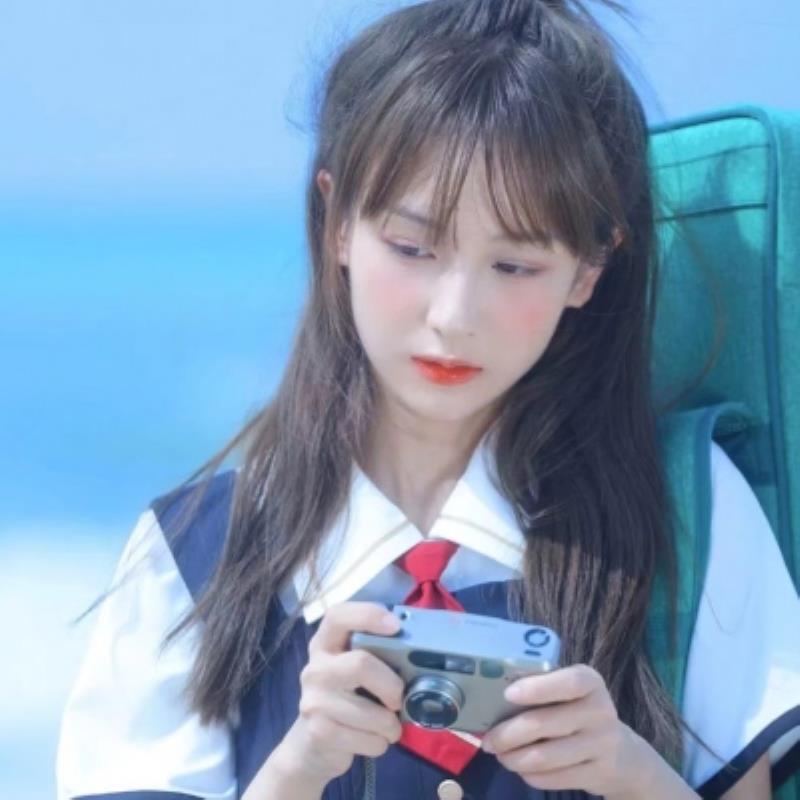桂林小姐姐陪玩表演展淇芬