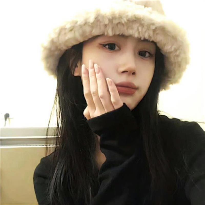 新民小姐姐陪玩4S店销售员鄂悦雨