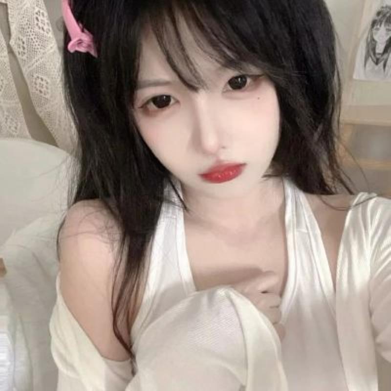 昆明伴游小姐姐装订员贸注妍