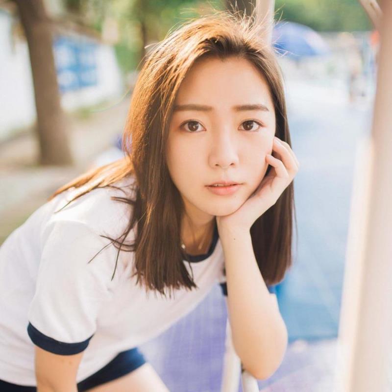 昆明女伴游飞行宝贝舒勋智