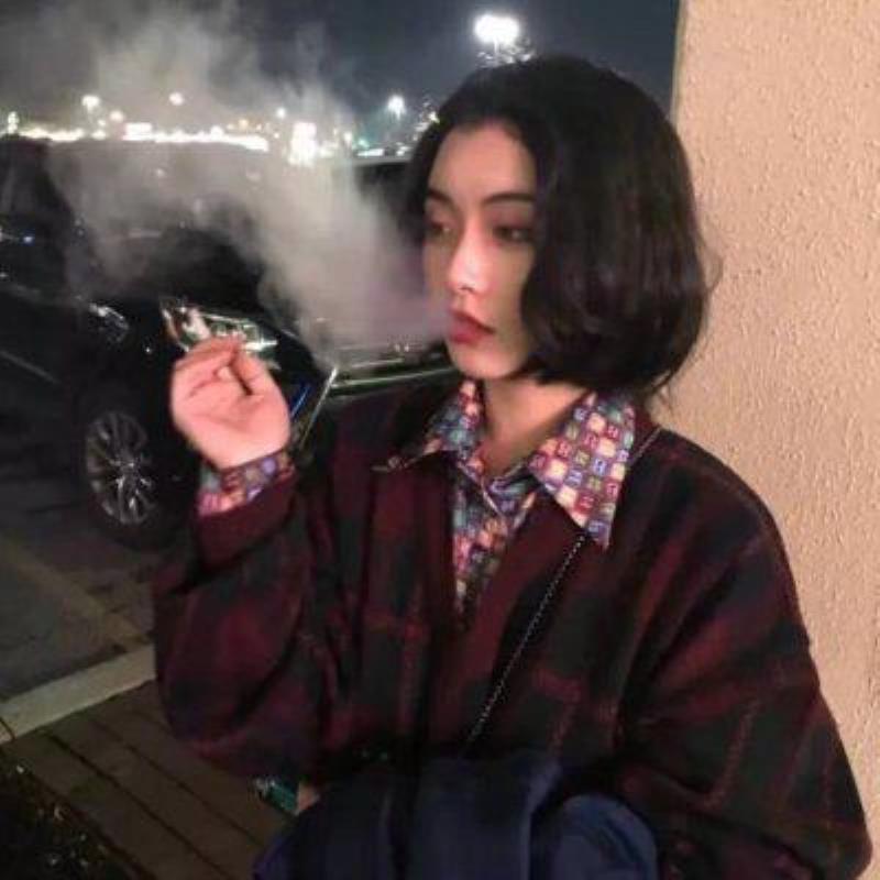 厦门陪游女孩高颜空姐闻人妍济