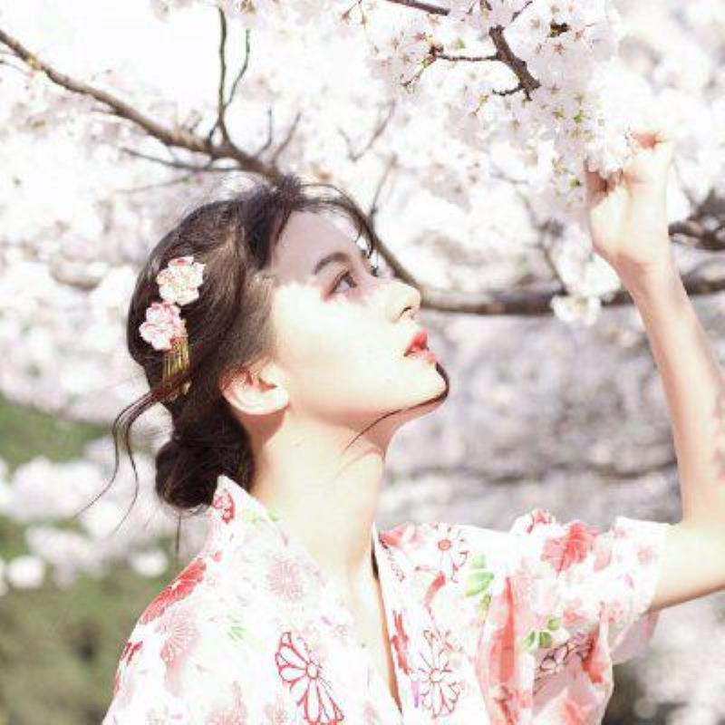 厦门同城游店内销售员詹颖颖