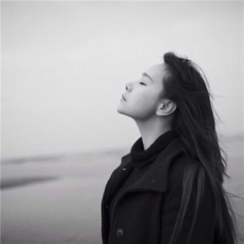 沈阳结伴旅游接线员方薇婷