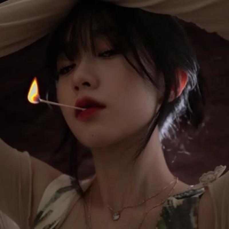 新密私人伴游女孩模特由纾嫣