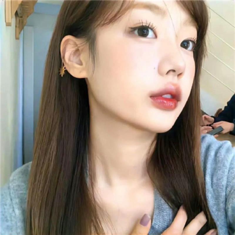西安陪游女孩时尚空姐吉笑南
