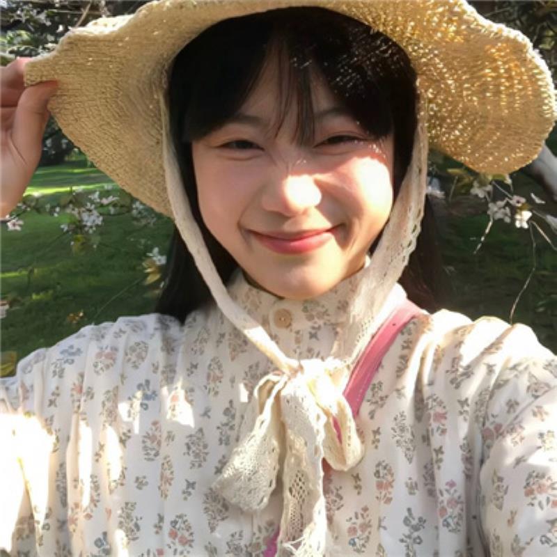 西安陪玩妹子二线艺人百芳蔼