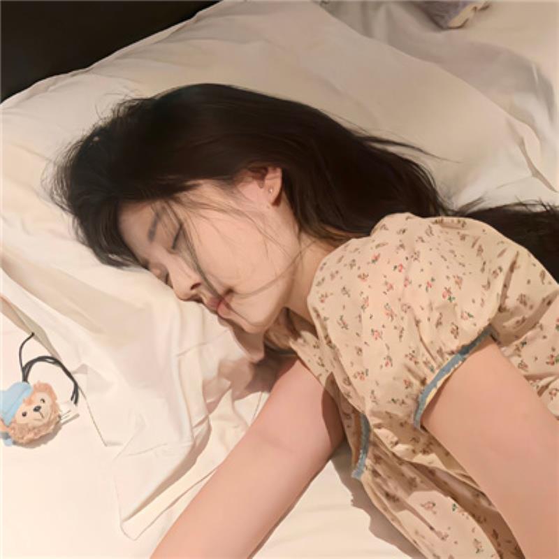 西安陪玩妹子客服斯欢毓