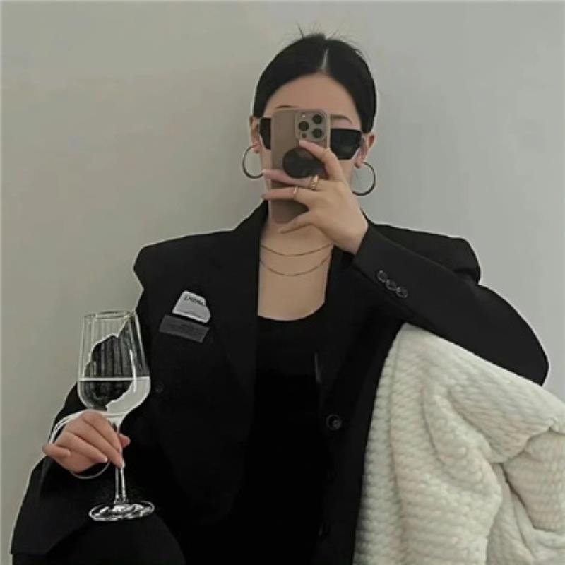 重庆美女陪玩接线员祁平蓝